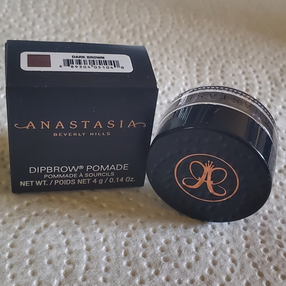 Anastasia Beverly Hills DIPBROW Waterproof Smudge Proof Brow Pomade (Dark Brown) - Picture 5 of 7